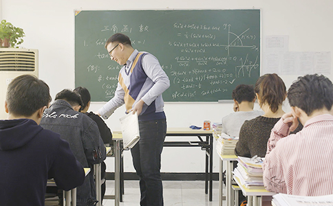 郑州高三生如何快速适应新的学习生活_优状元高考全日制辅导学校