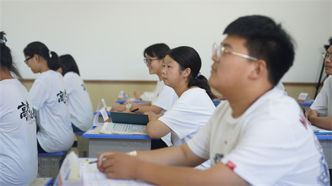 郑州京太教育艺考生文化课补习班_优状元高三全托学校怎么样