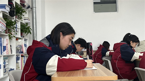 郑州高考复读全日制学校哪家好_高三复读学校多少钱_优状元复读学校地址