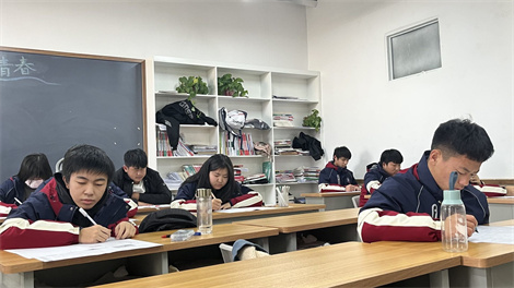 郑州哪家高三复读班效果好_高考复读一年多少钱_京太优状元复读学校地址