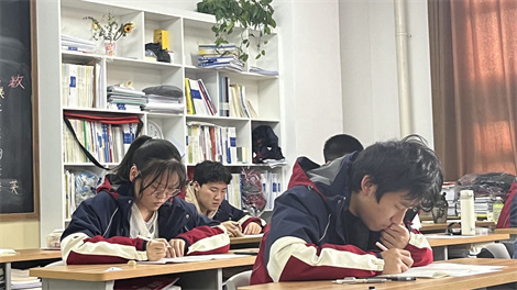63c3555c5c135.jpg